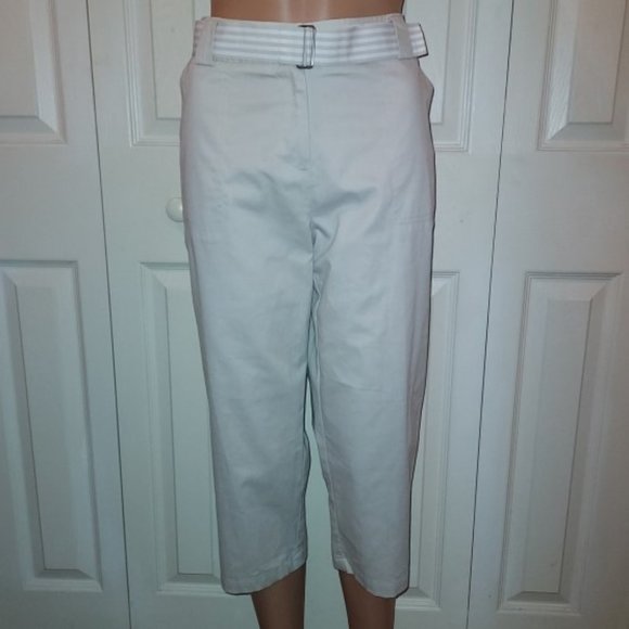 White Stag Stone w/Stone/White Stripe Belt Capri Size 6 NWT - Picture 1 of 4